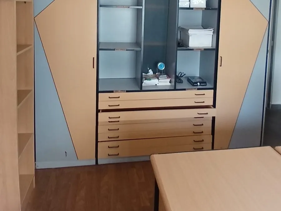 65 SQM Furnished Office For Rent in Zalka — الصورة 5