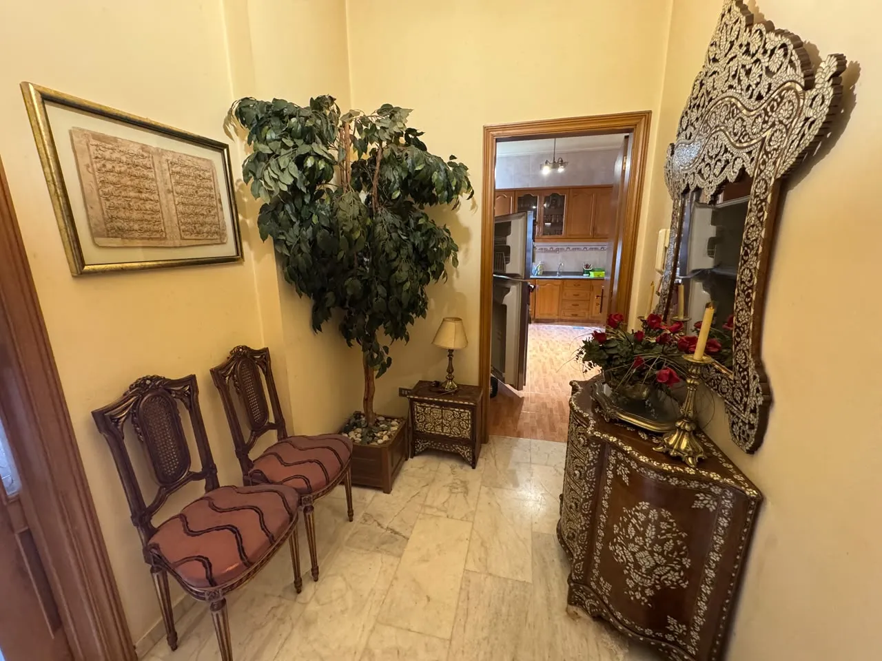4-Bedroom Apartment For Sale in Manara, Ras Beirut — الصورة 4