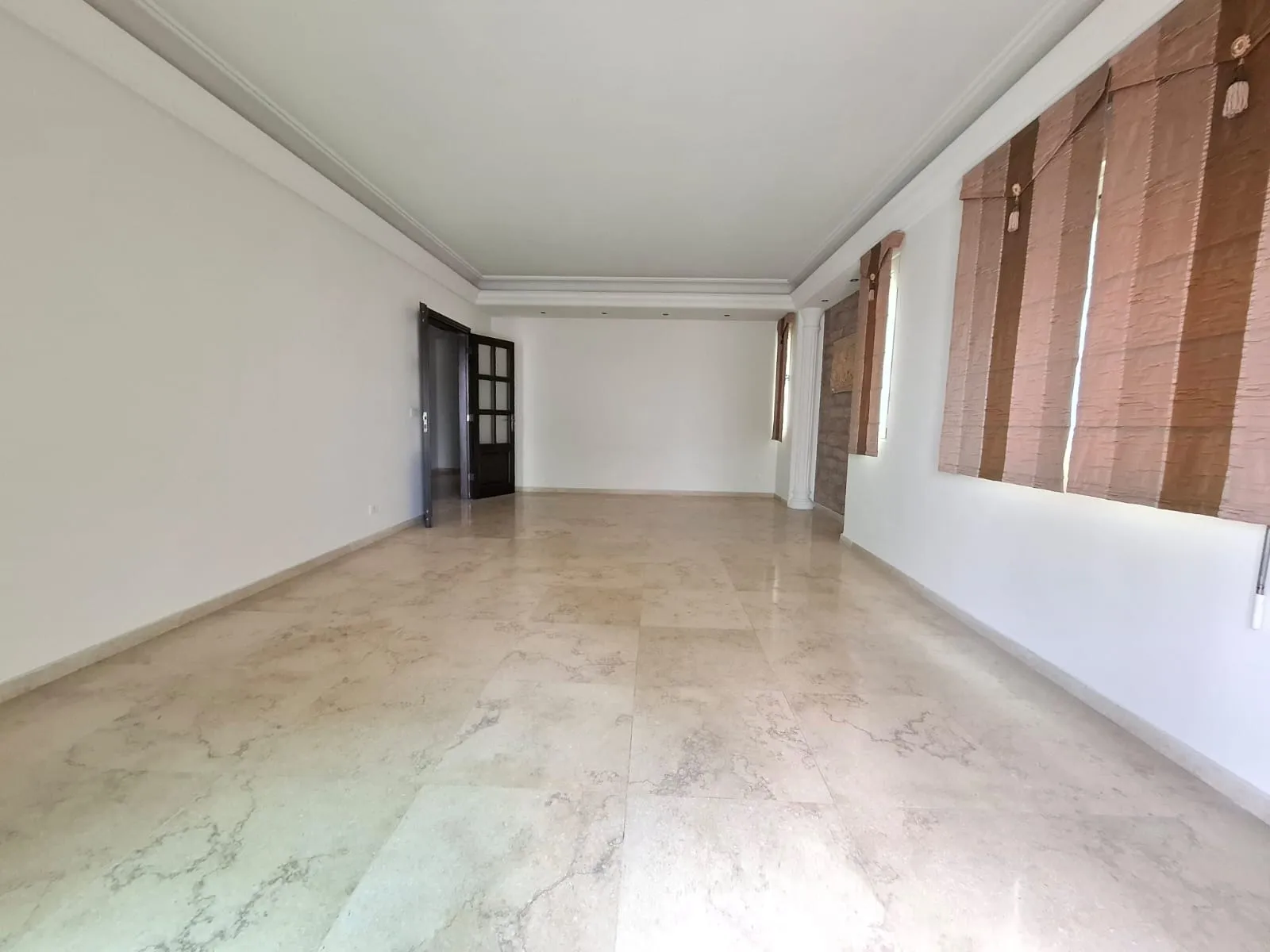 Unfurnished 3-Bedroom Apartment For Rent in Zouk Mikael — الصورة 2