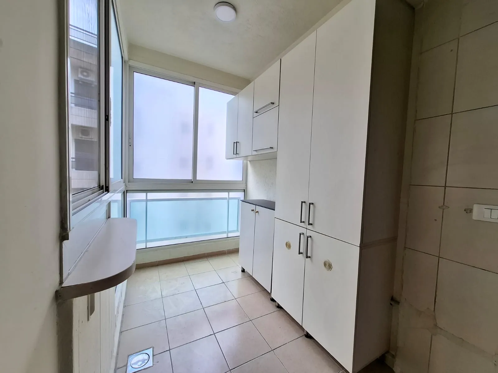 Unfurnished 3-Bedroom Apartment For Rent in Zouk Mikael — الصورة 6