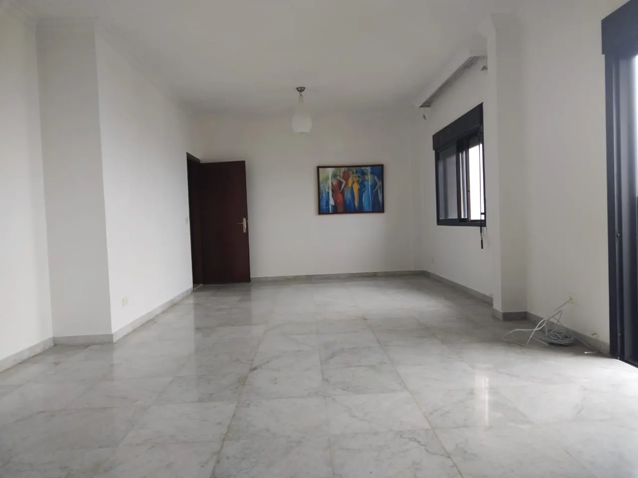 Spacious 3-Bedroom Apartment With Sea Veiw For Sale In Kfaryassine — الصورة 2