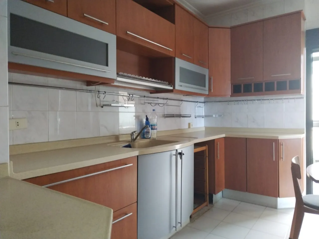 Spacious 3-Bedroom Apartment With Sea Veiw For Sale In Kfaryassine — الصورة 6