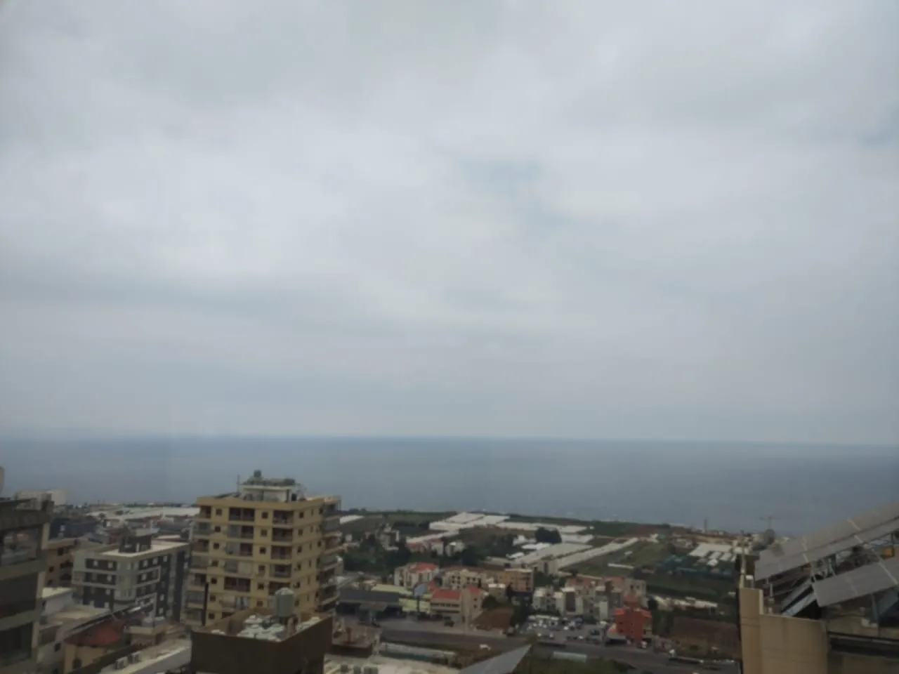 Spacious 3-Bedroom Apartment With Sea Veiw For Sale In Kfaryassine — الصورة 7