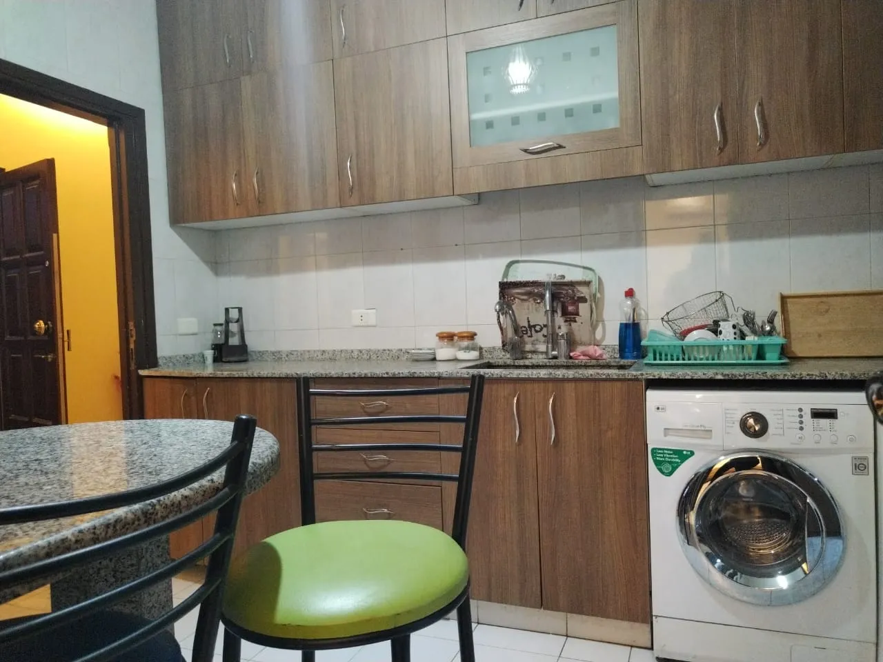 2-Bedroom Unfurnished Apartment With Terrace For Sale In Jeita — الصورة 4