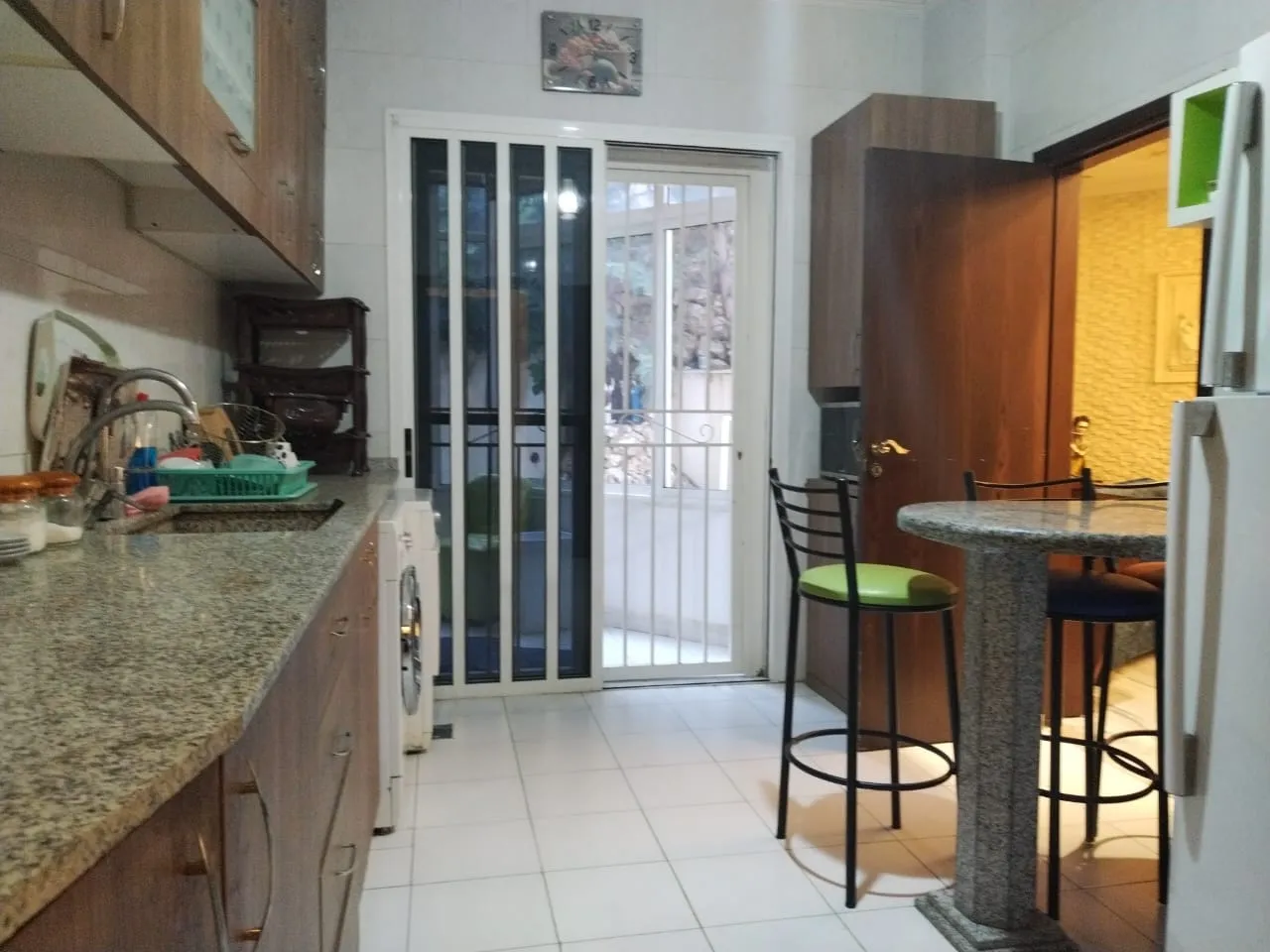 2-Bedroom Unfurnished Apartment With Terrace For Sale In Jeita — الصورة 5