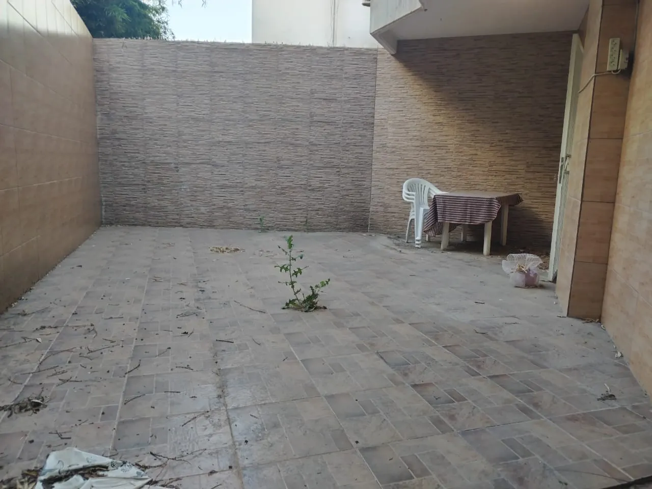 2-Bedroom Unfurnished Apartment With Terrace For Sale In Jeita — الصورة 6