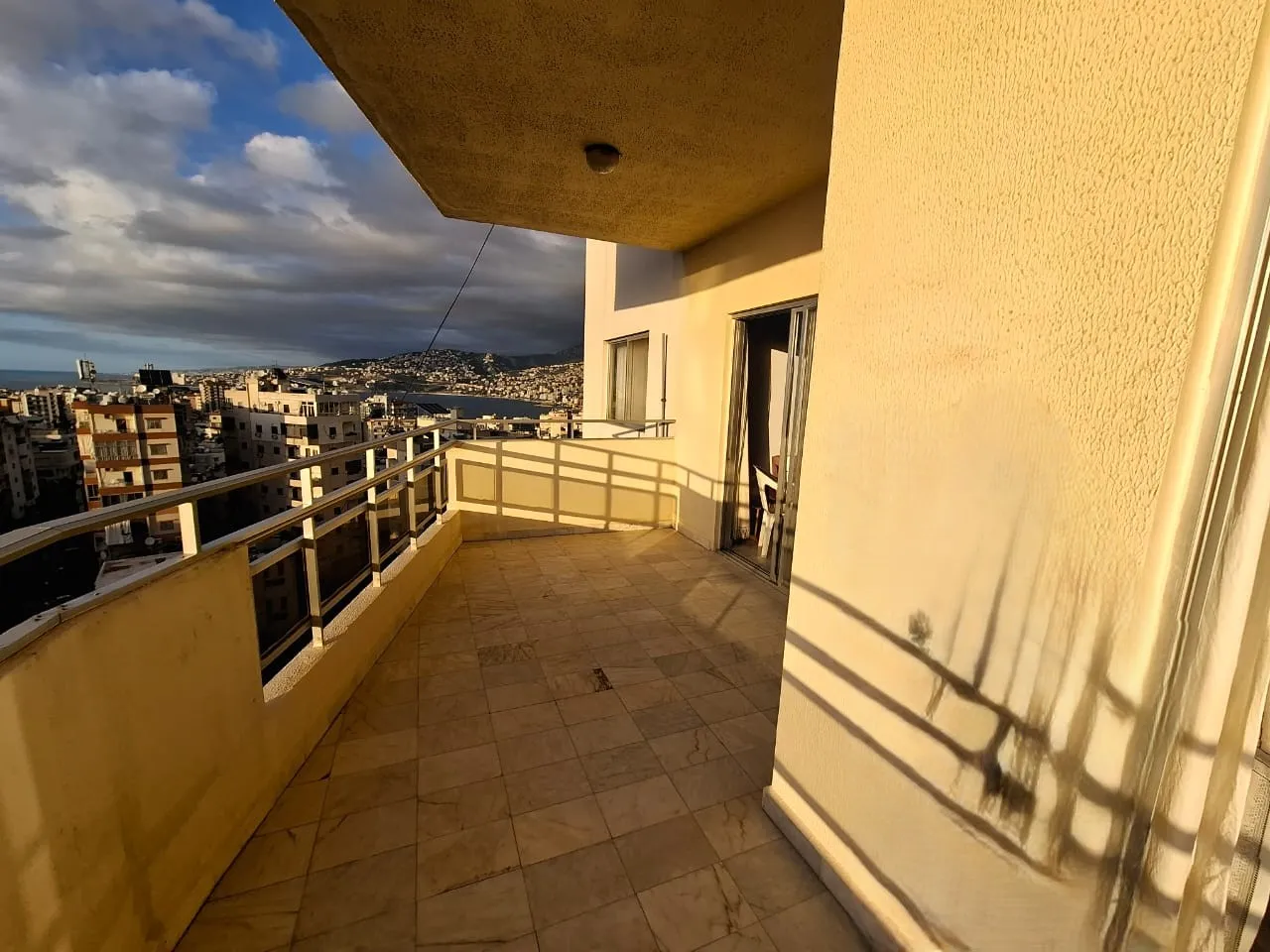 Lovely 3-Bedroom Apartment With Mountain & Sea View For Sale in Sarba — الصورة 5