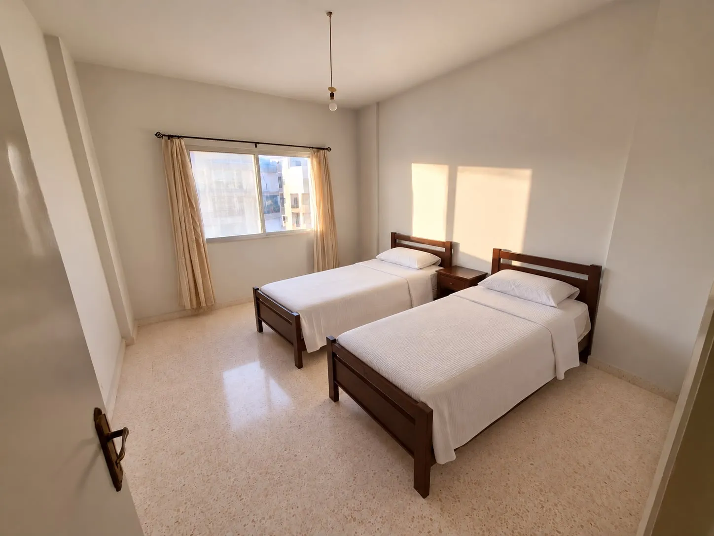 Lovely 3-Bedroom Apartment With Mountain & Sea View For Sale in Sarba — الصورة 9