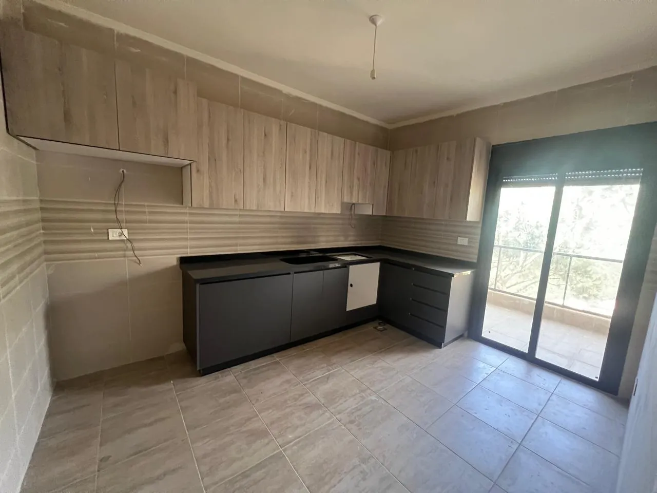 Brand New Apartment with Mountain View For Sale in Baabdat — photo 3