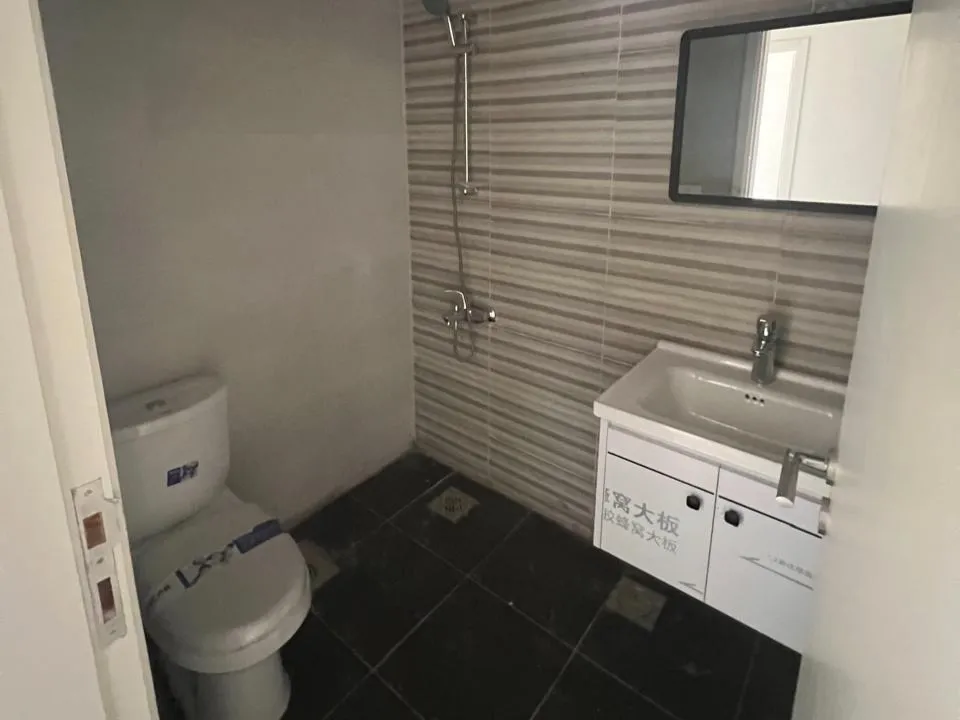 Brand New Apartment with Mountain View For Sale in Baabdat — photo 8