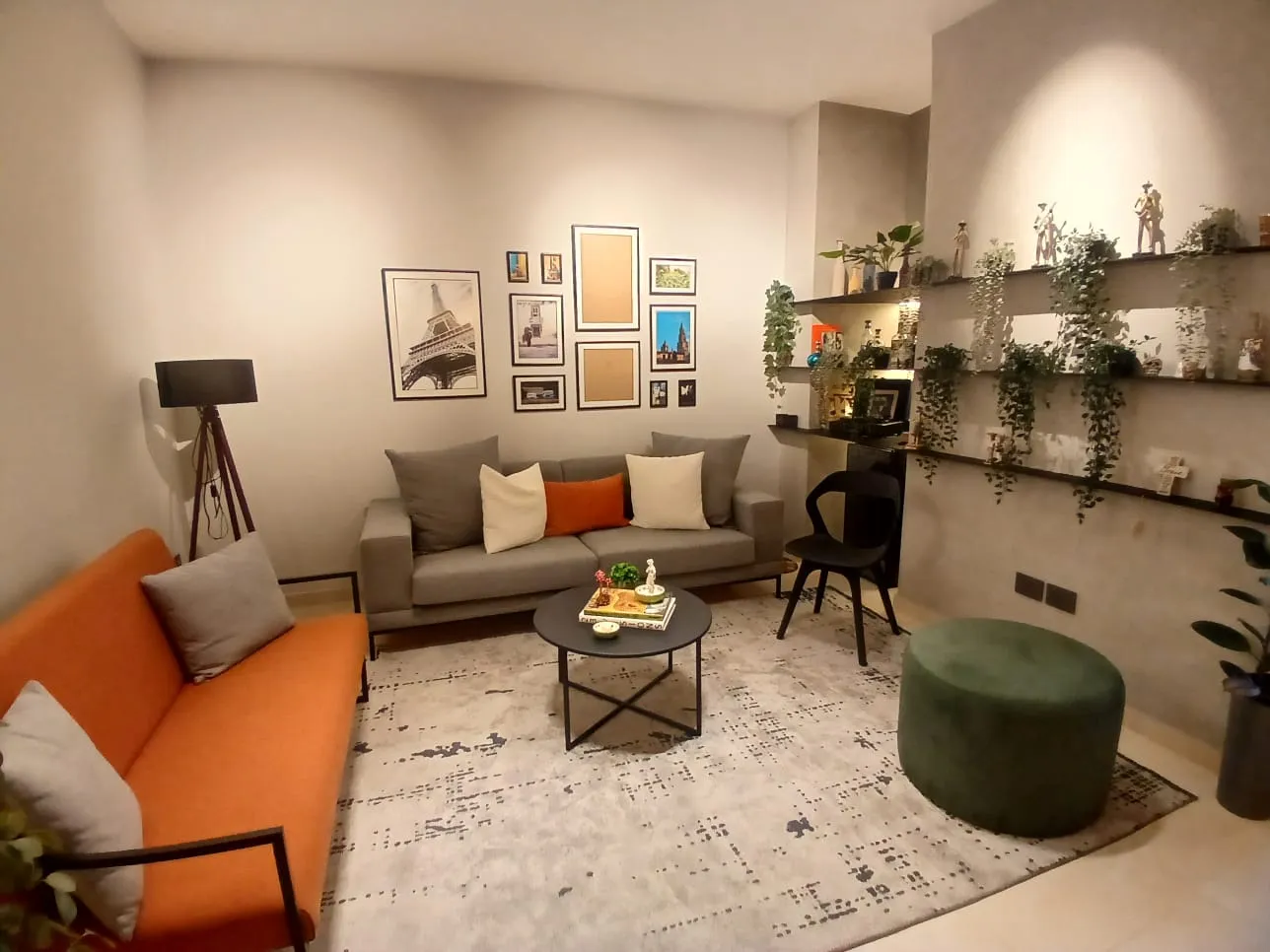 Beautifully Decorated & Furnished Apartment For Sale in Bsalim — الصورة 7