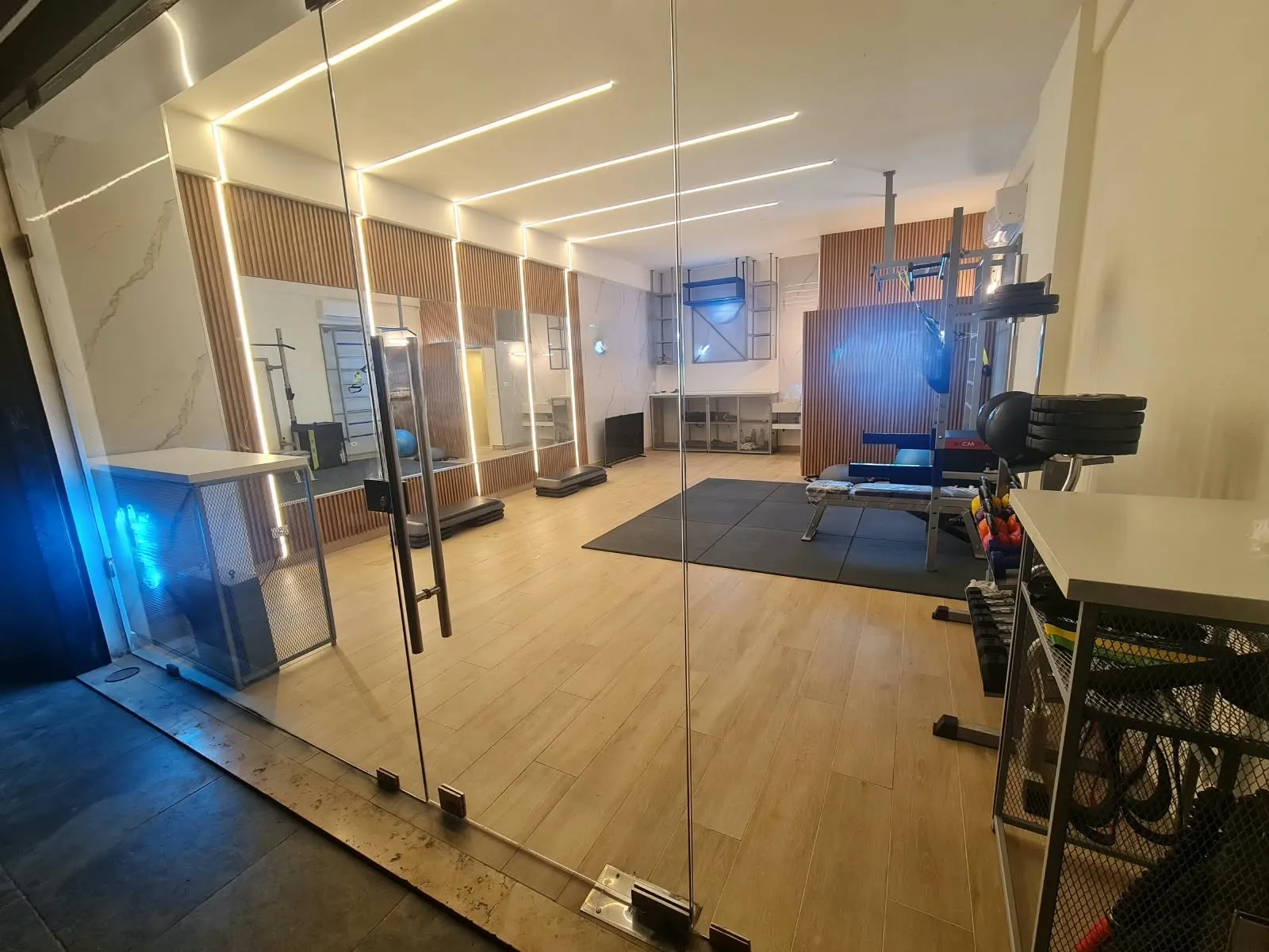 A 44 SQM Shop For Sale in Jbeil — الصورة 4