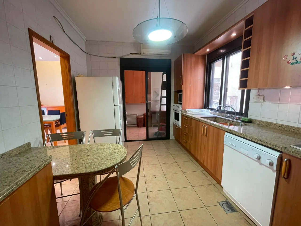 Fully Furnished Apartment For Rent in Achrafieh, Geitawi — photo 4
