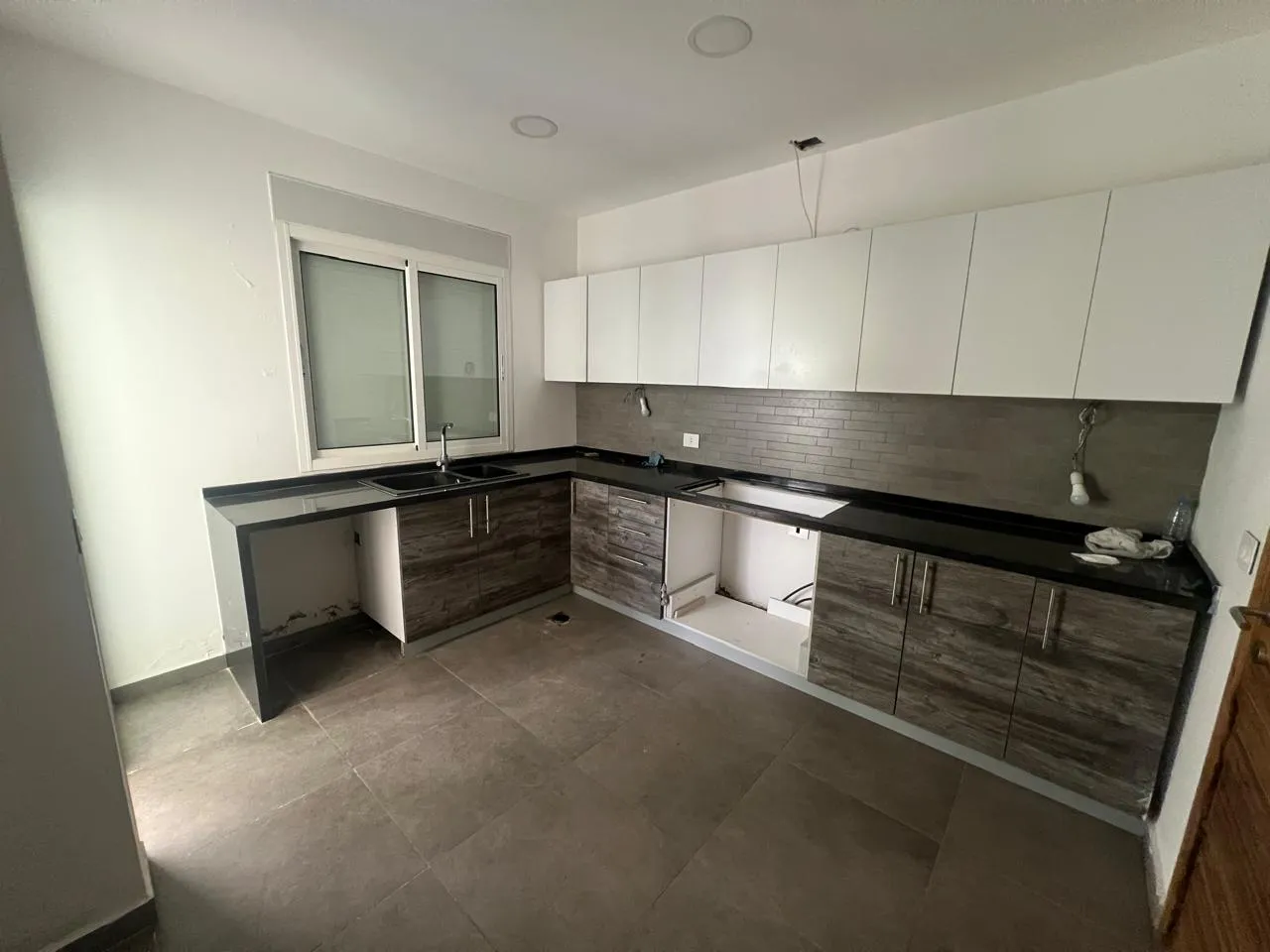 Brand New Apartment with Garden & Panoramic View For Sale in Baabdat — photo 5