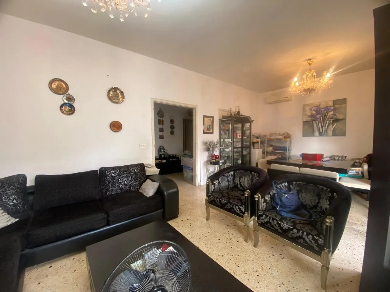 3-Bedroom Unfurnished Apartment For Sale in Verdun, Beirut — photo 2