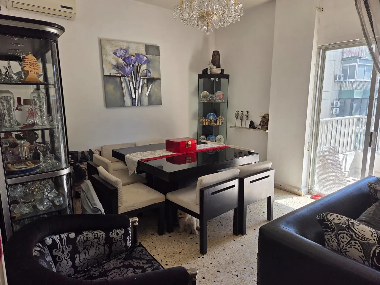 3-Bedroom Unfurnished Apartment For Sale in Verdun, Beirut — photo 3