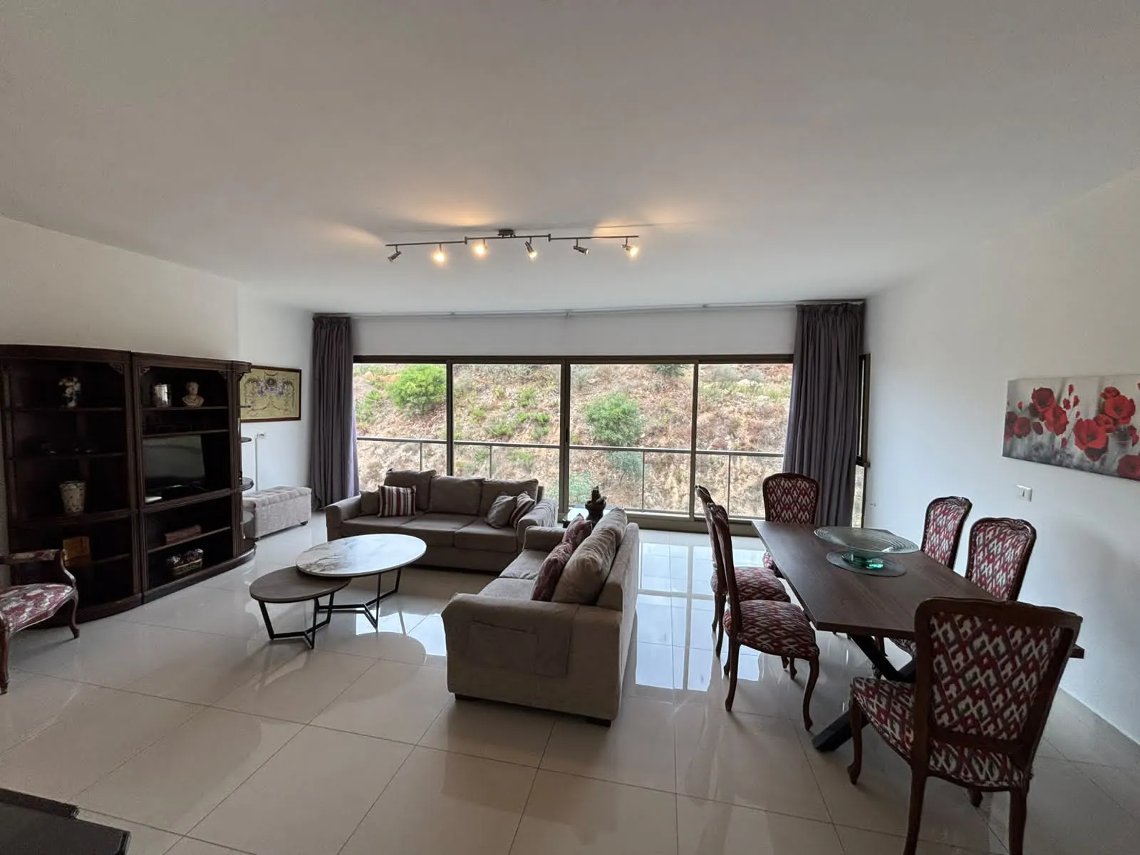 Furnished Apartment in a Gated Community For Rent In Dbayeh — الصورة 3