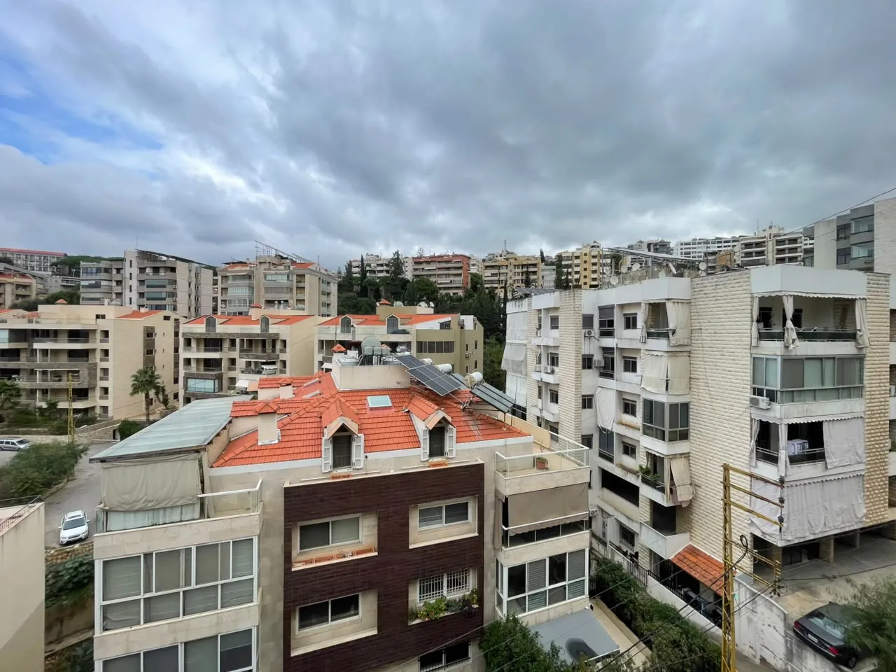 Exclusive!!! Unfurnished 2-Bedroom Apartment For Sale in Beit El Chaar — الصورة 4