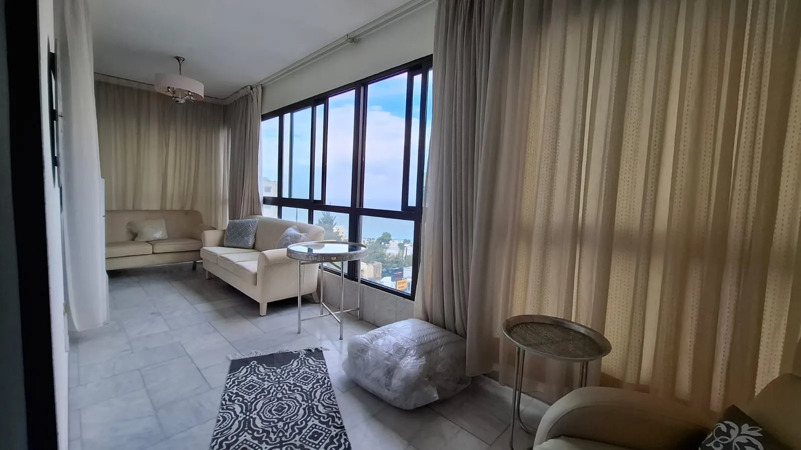 Spacious Dual-Purpose Apartment & Clinic For Sale in Blat, Jbeil — الصورة 6