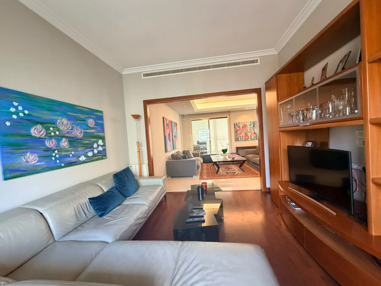 4-Bedroom Unfurnished Apartment For Sale in Achrafieh, Carré D'or — photo 10