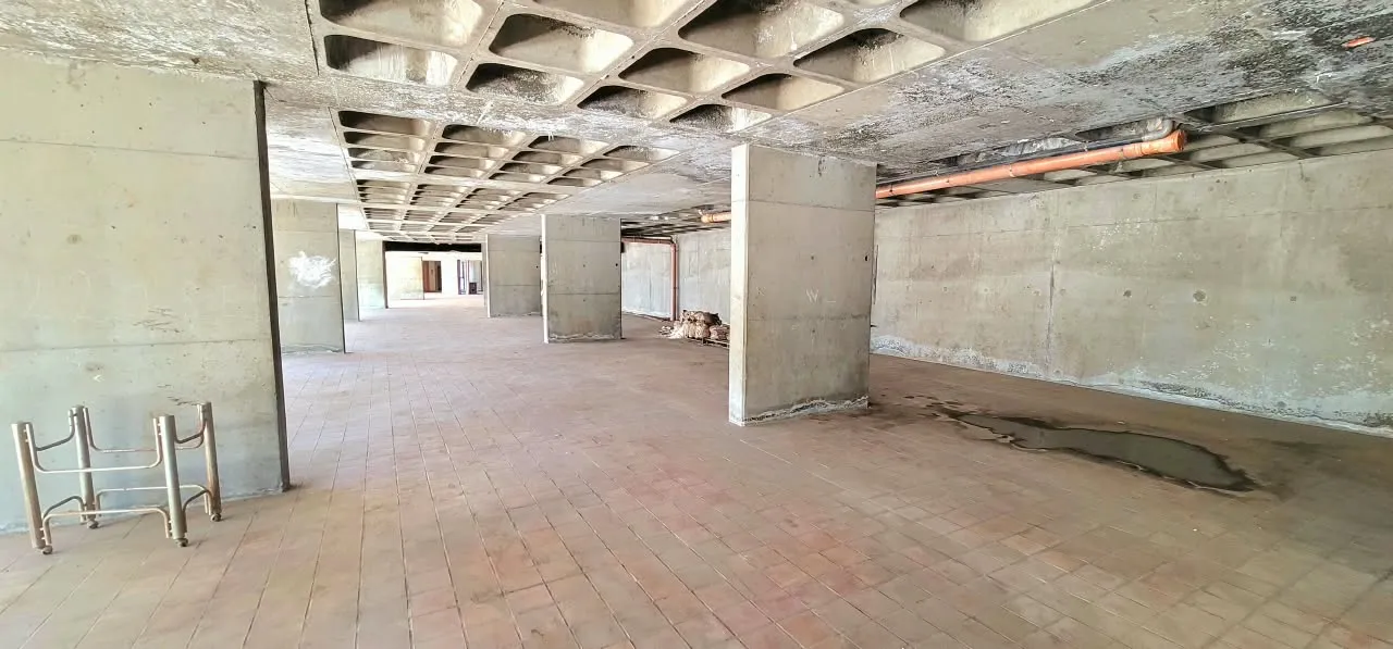 A 1,092 SQM Showroom For Sale in Ajaltoun — الصورة 3