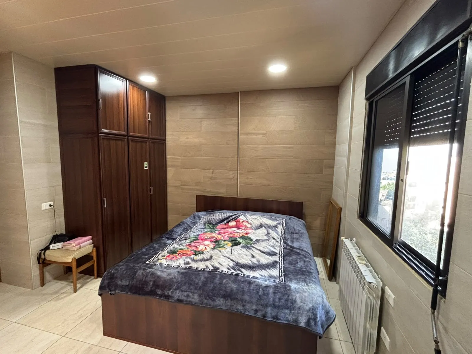 Semi-Furnished Apartment For Rent in Mtayleb — الصورة 10