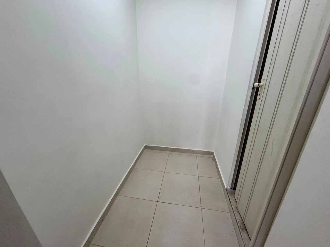 Brand New 3-Bedroom Apartment For Sale in Spears, Beirut — photo 10