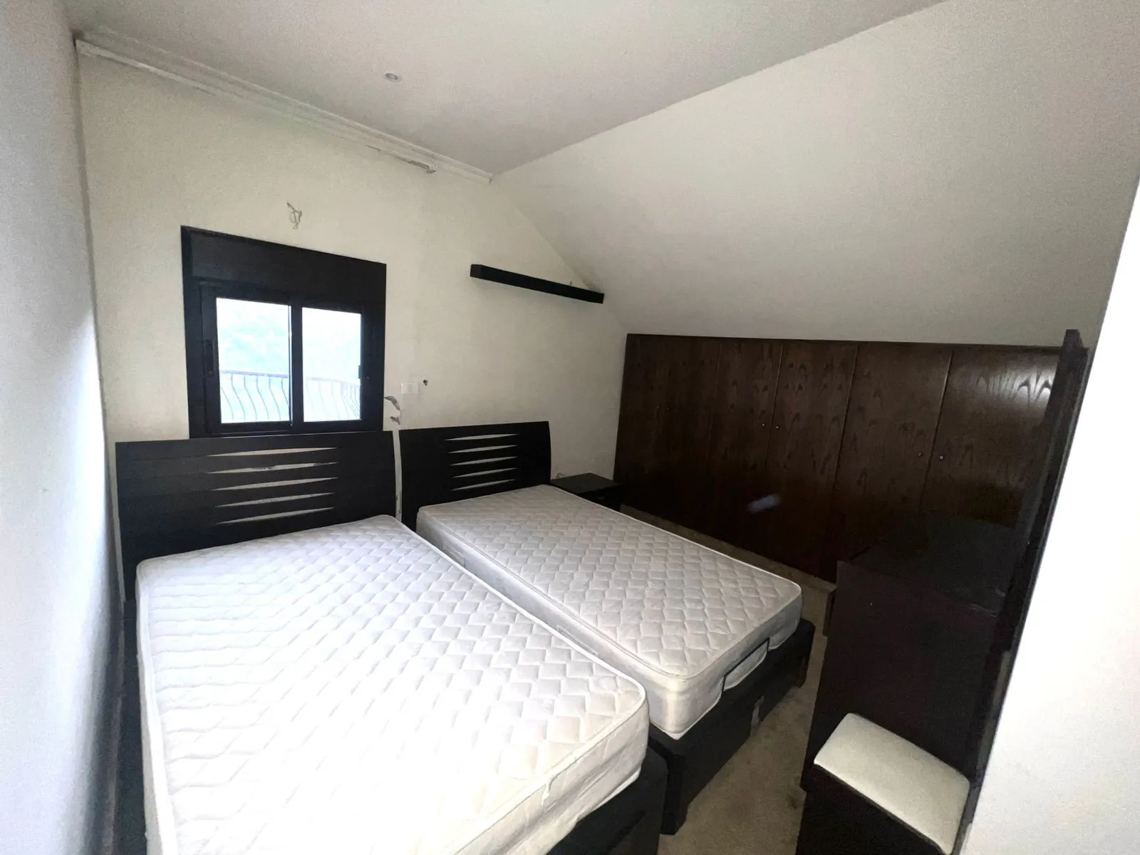 Catchy Price! Roof Apartment with Terrace For Sale in Baabdat — photo 8
