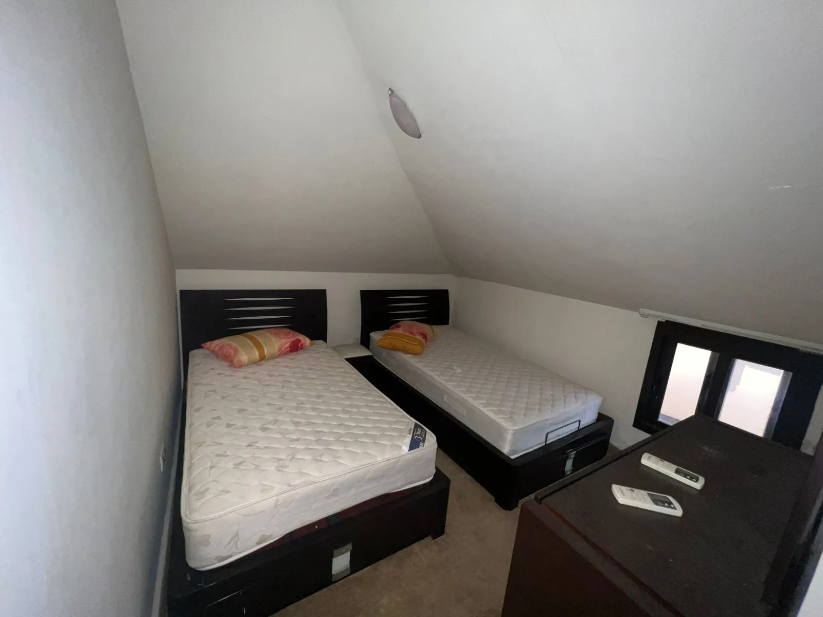 Catchy Price! Roof Apartment with Terrace For Sale in Baabdat — photo 9