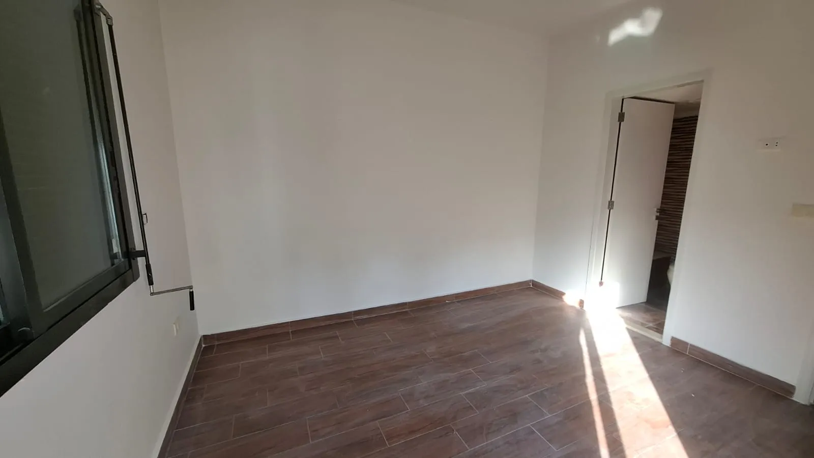 Apartment With Terrace & Nice View For Sale in Dekweneh — photo 10