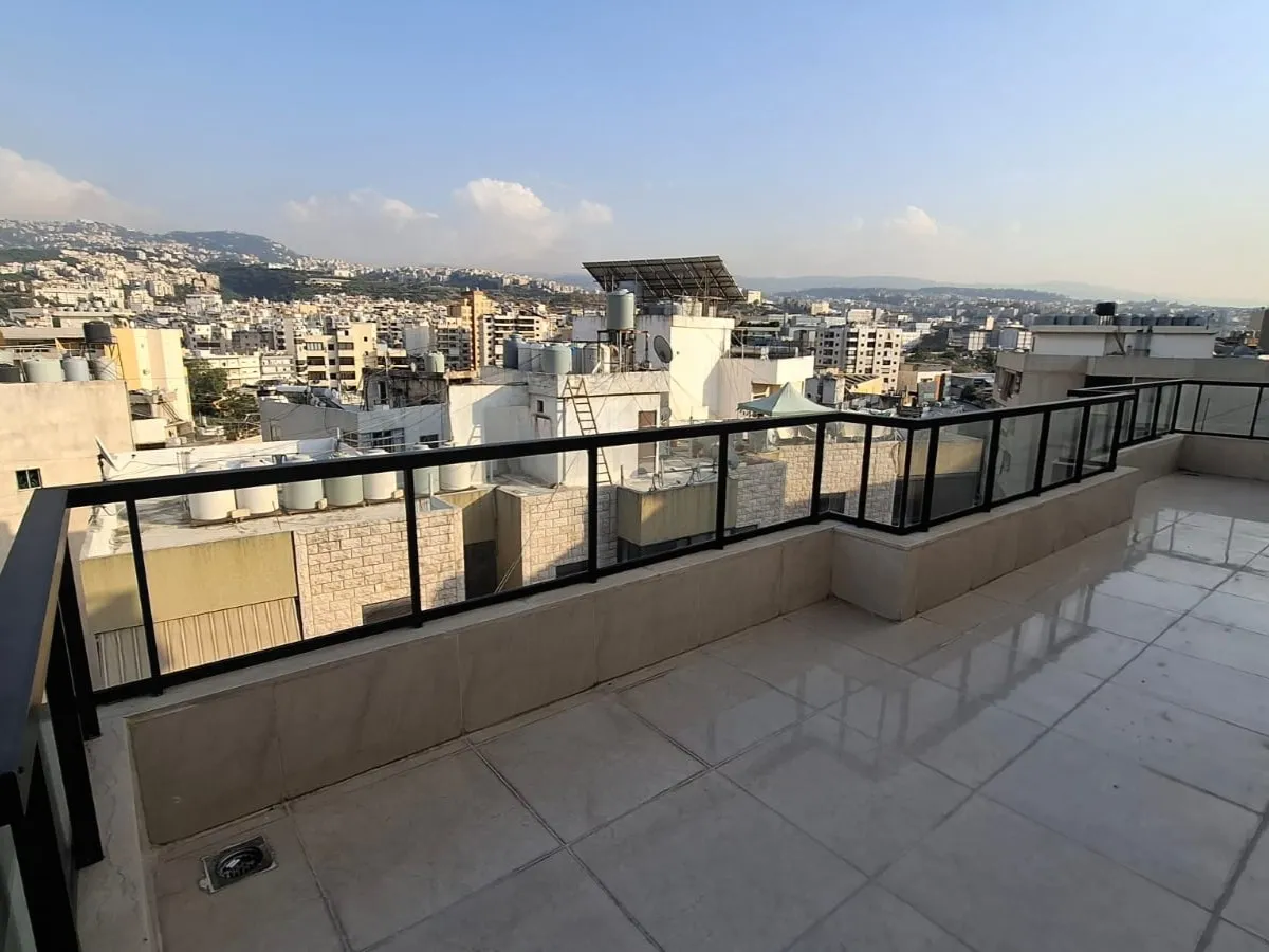 Apartment With Terrace & Nice View For Sale in Dekweneh — photo 4