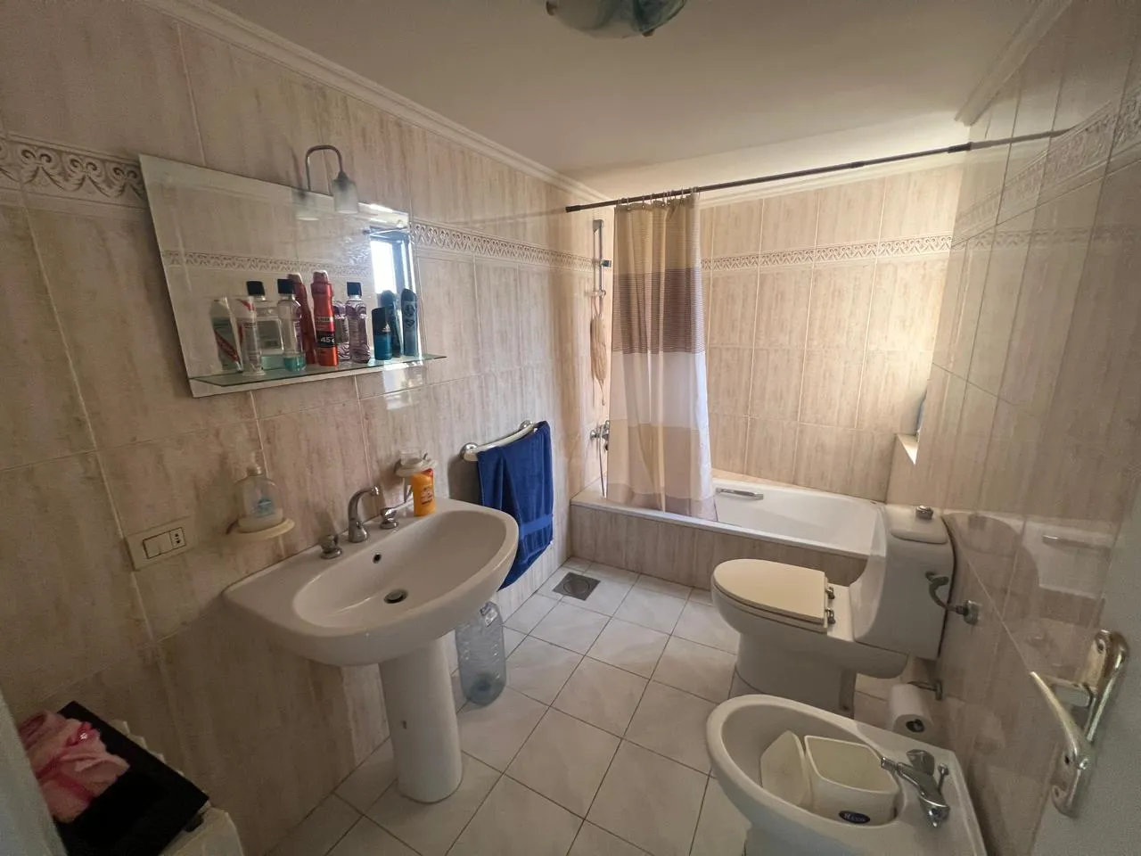 Unfurnished Apartment with Unblockable View For Sale in Baabdat — الصورة 9