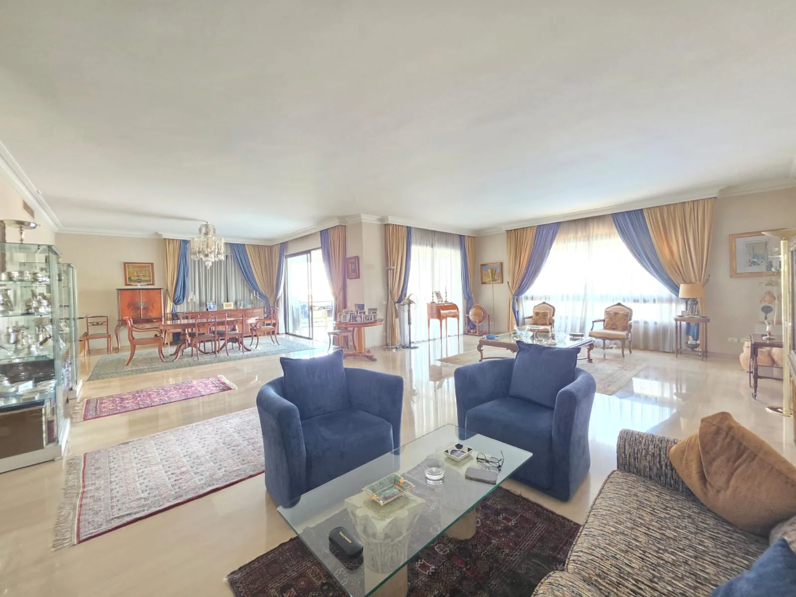 Spacious Apartment With Open View For Sale in Hazmieh — photo 2