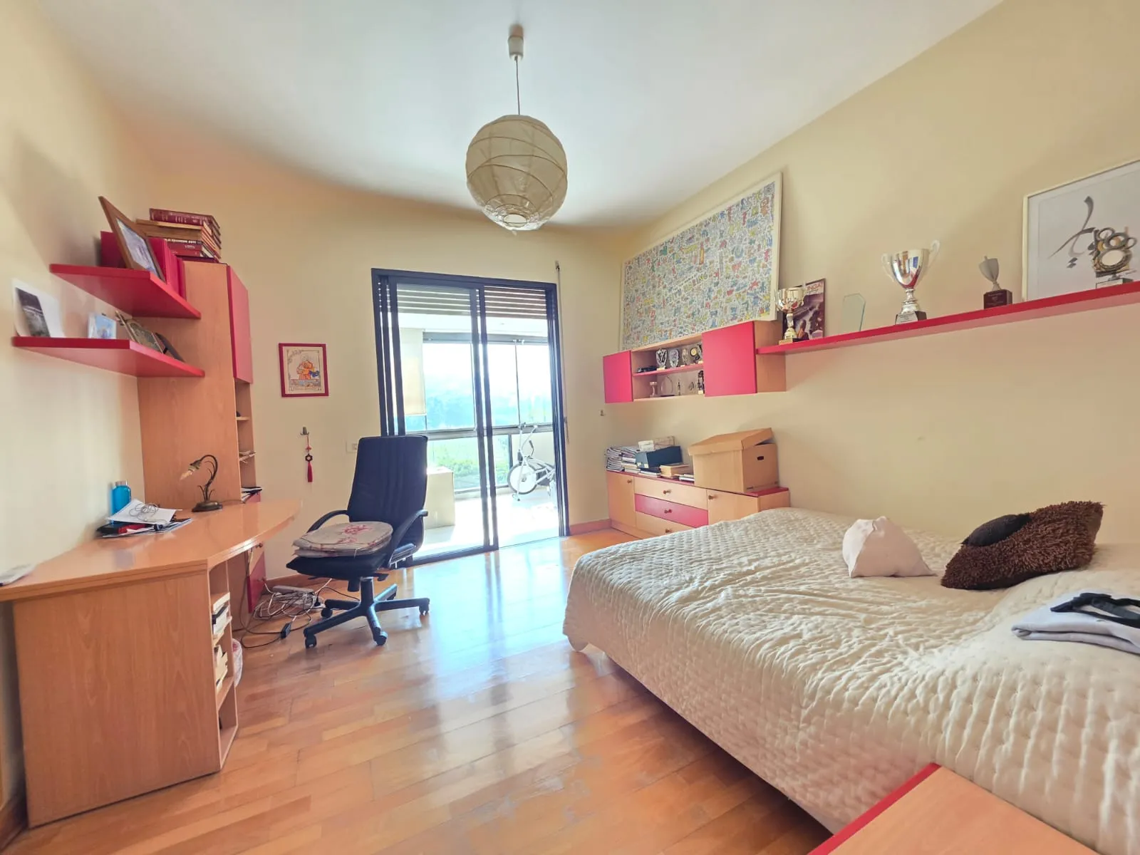 Spacious Apartment With Open View For Sale in Hazmieh — photo 6