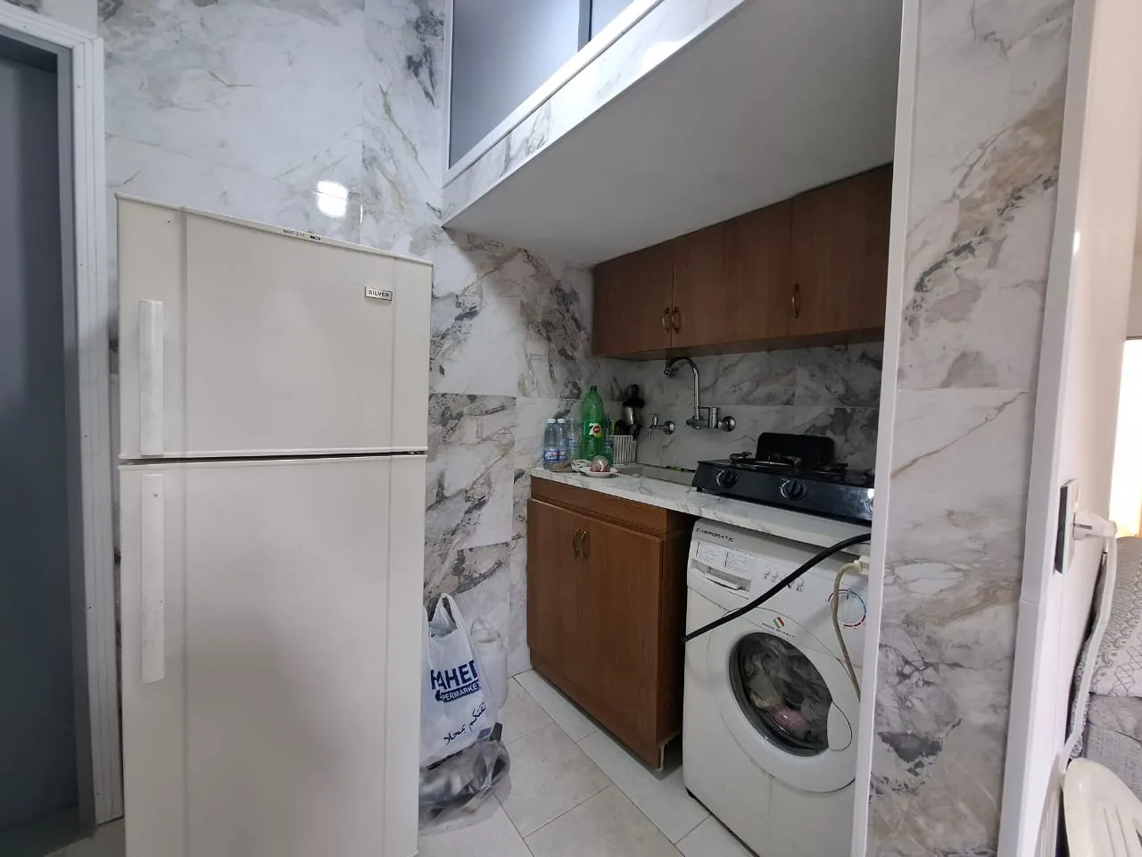 Renovated 1-Bedroom Apartment in Prime Location For Sale in Jounieh — الصورة 3