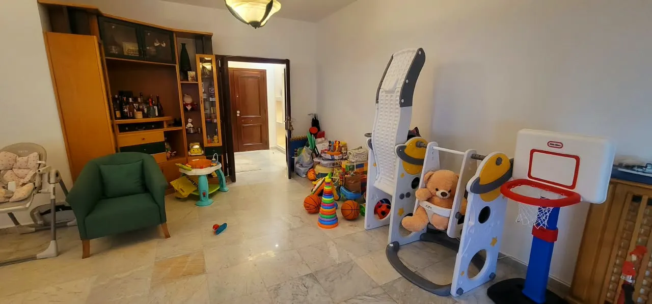 Spacious Apartment With Garden For Sale in Ajaltoun — الصورة 4