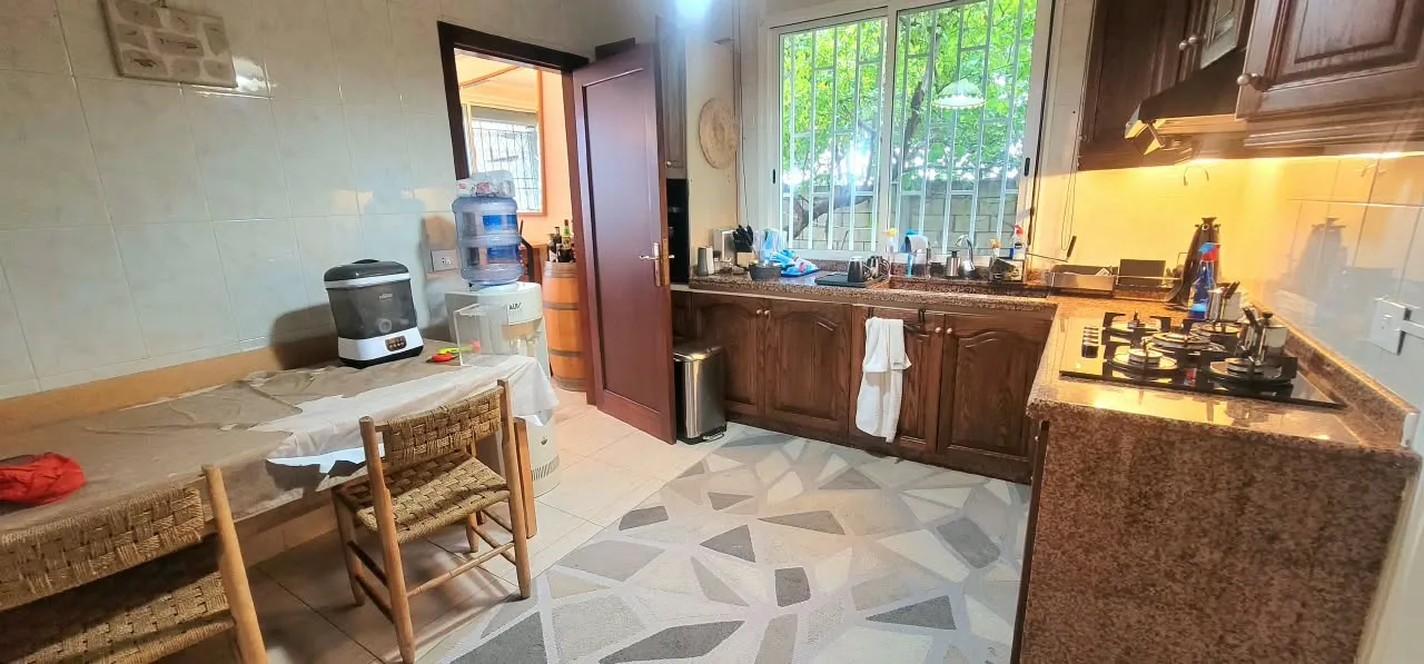 Spacious Apartment With Garden For Sale in Ajaltoun — الصورة 9