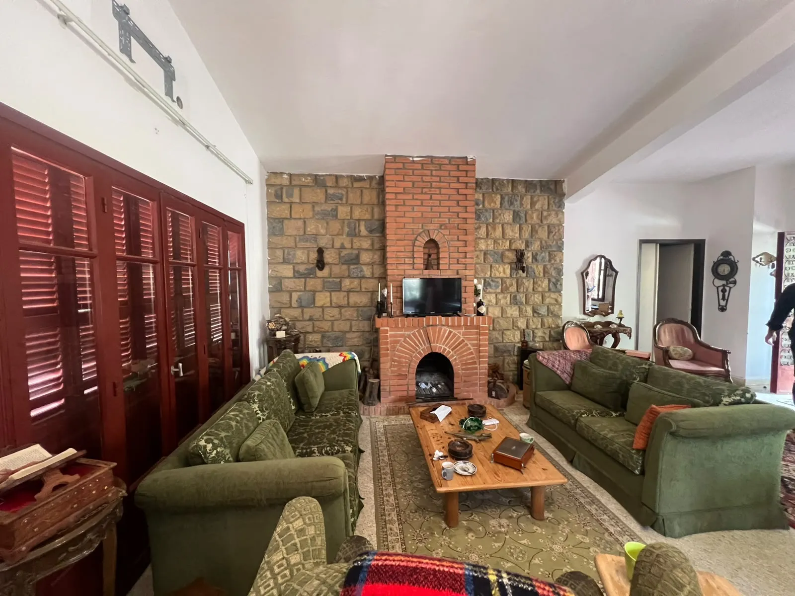 Stand-Alone House with Beautiful Garden For Sale in Baabdat — الصورة 4
