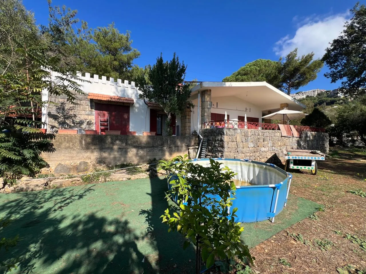 Stand-Alone House with Beautiful Garden For Sale in Baabdat — الصورة 7