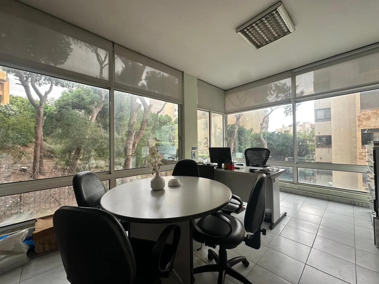 300 SQM Decorated Office For Rent in Horch Tabet