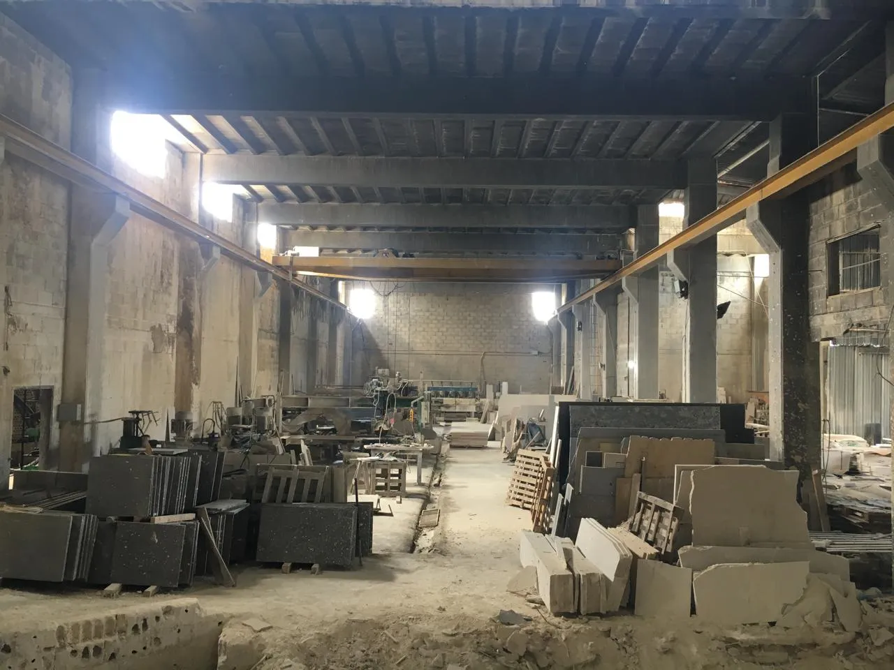 Fully Operating Stone Factory For Sale in Hosrayel — الصورة 3
