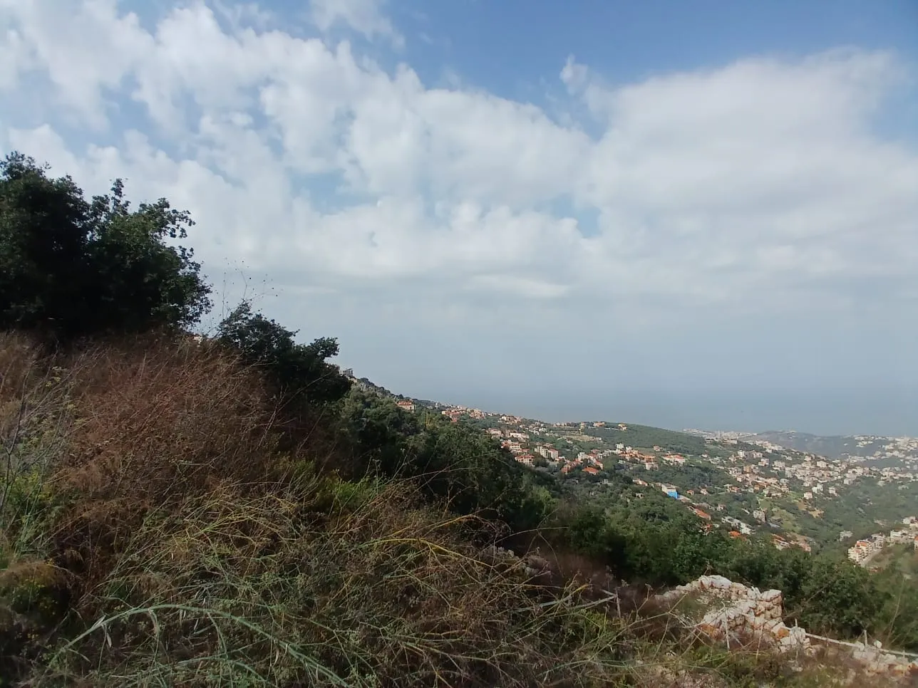 1,282 SQM Land With Panoramic View For Sale in Bikfaya — photo 2