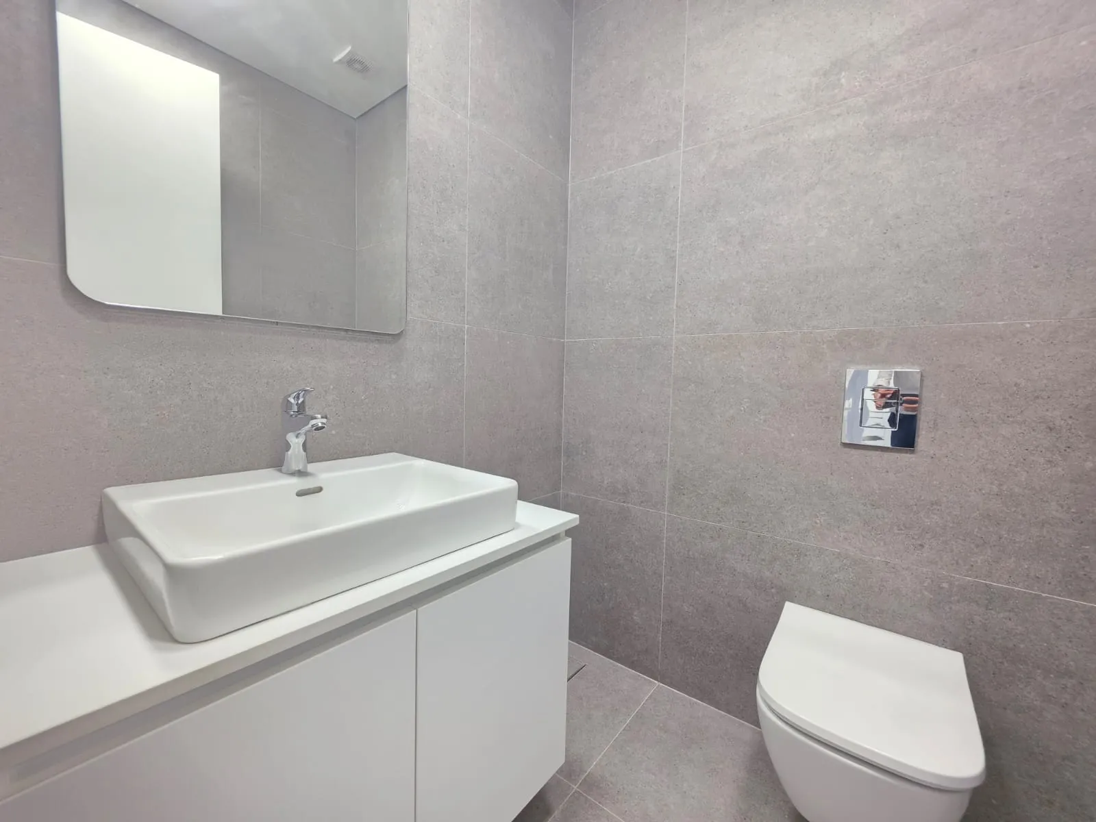 A 107 SQM Office For Sale in Horsh Tabet — photo 3