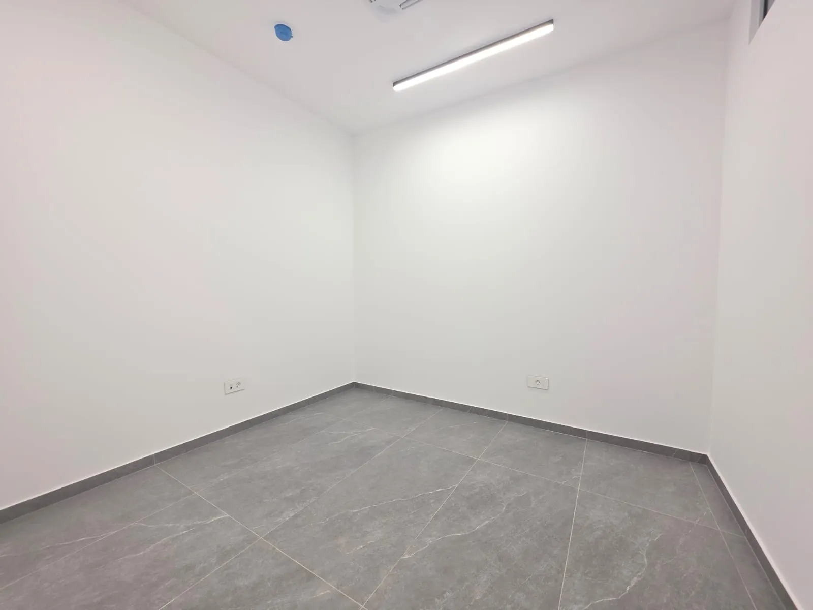 A 107 SQM Office For Sale in Horsh Tabet — photo 5