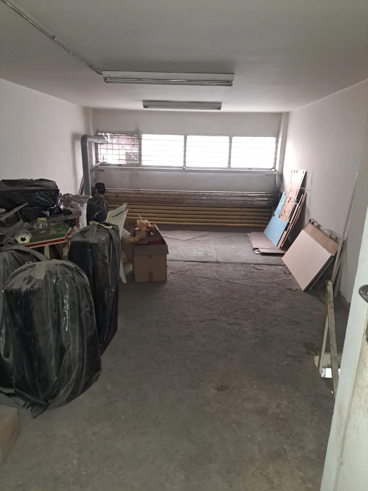 Shop for Sale in Baouchriyeh