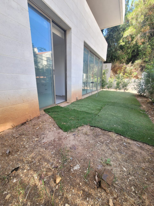 Apartment For Sale In Ain Saadeh