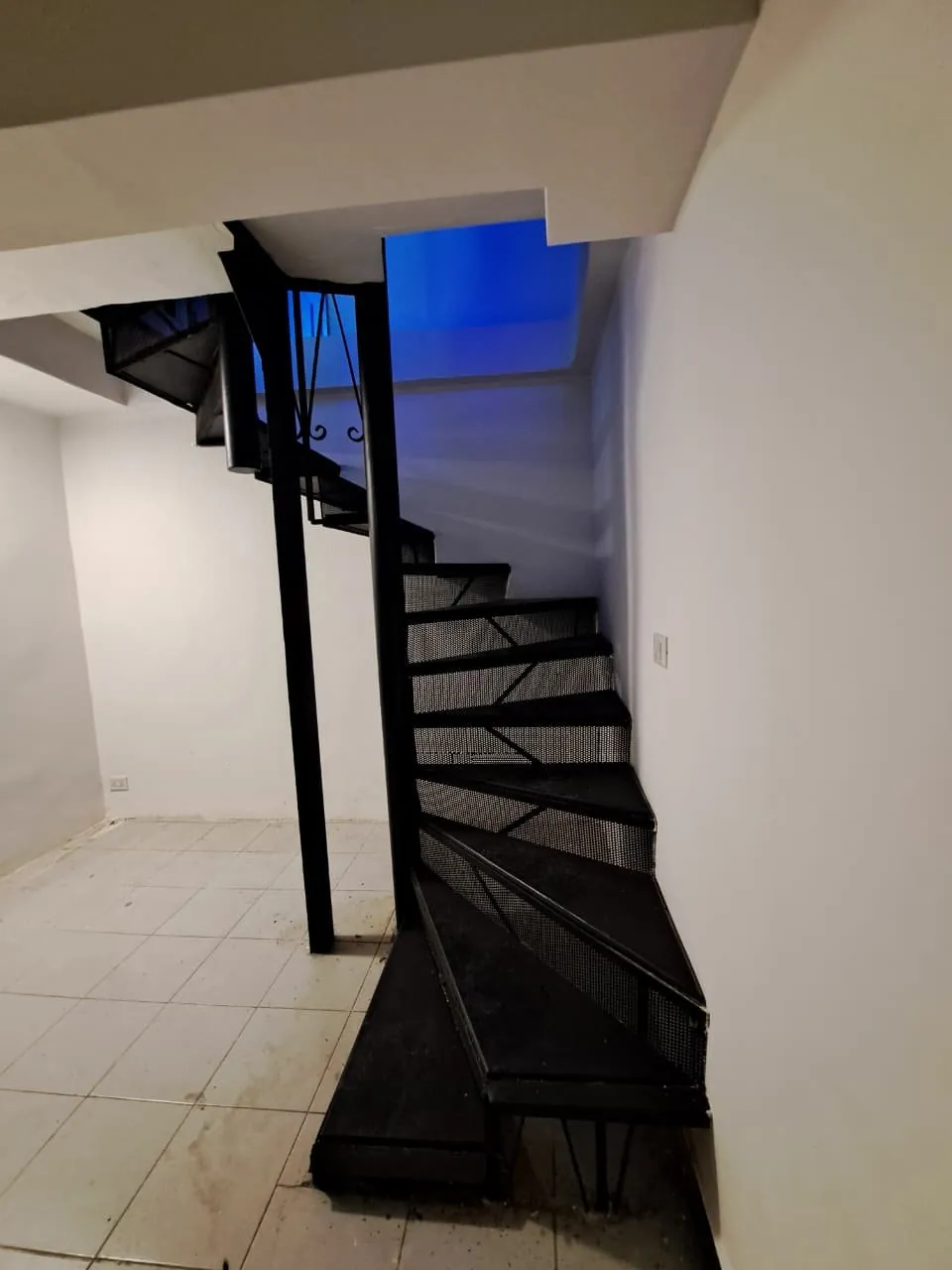85 SQM Shop for Rent – Zalka — الصورة 4