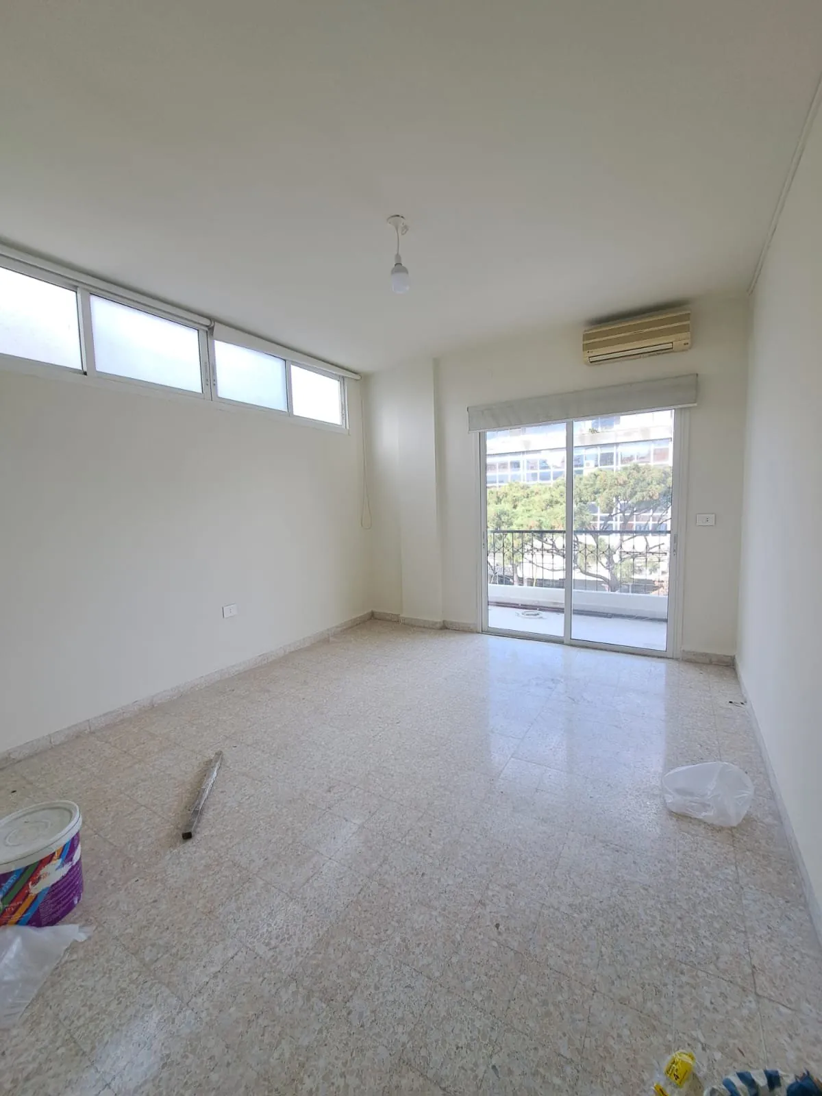 40 SQM Apartment for Rent – Sin El Fil/Horch Tabet — الصورة 5