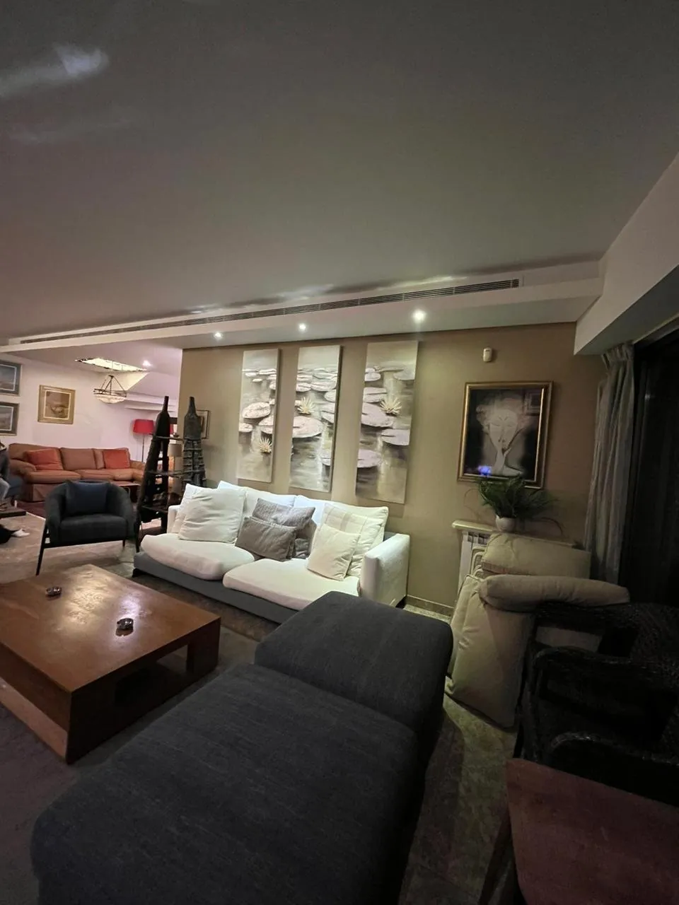 250 SQM & 2 Terraces – Apartment for Sale – Broumana