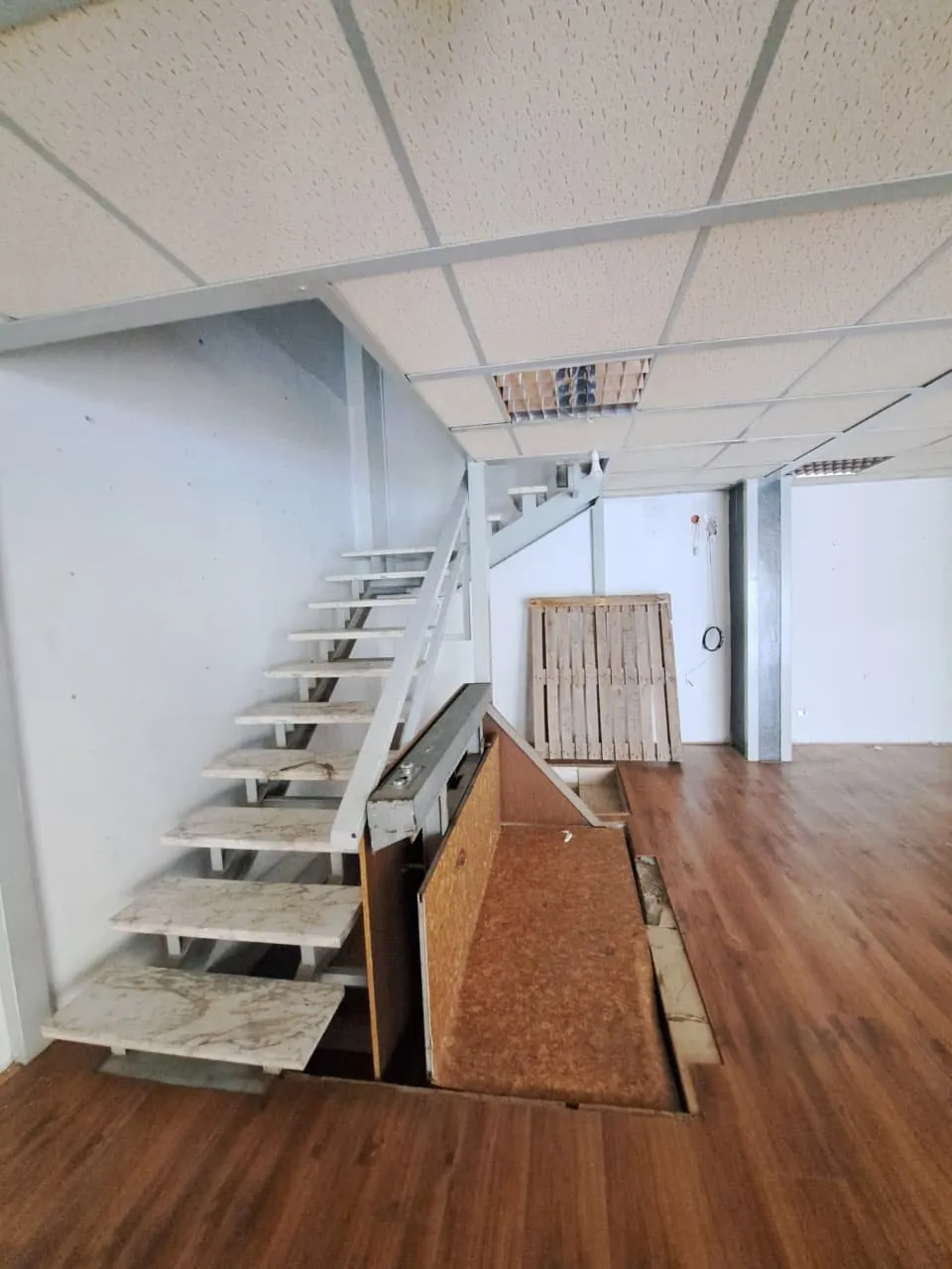 550 SQM Warehouse for Rent – Dekweneh — photo 4